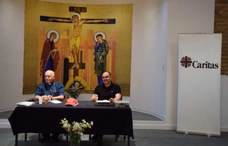 1 Delatnici Caritasa diskutuju sa Kardinalom Nemetom