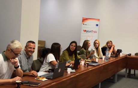 5 Predstavljanje proejkta Voluntrek