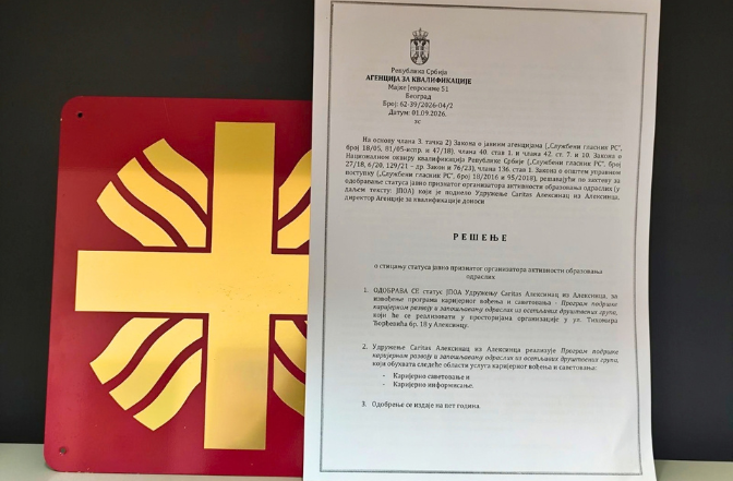 Logo Caritasa i Rešenje o akreditaciji