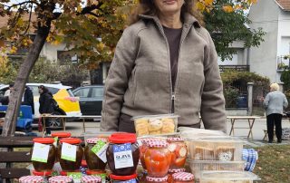 IMG_20261017_093758 Učesnice sajma - Vurdijade predstavljaju i prodaju svoje proizovde